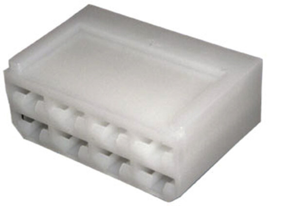 Car plug-in housing for flat blade tongue up to 6.3mm 8-fold