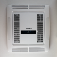 Klimaanlage FreshJet FJX7 2600 mit Luftverteilerbox Gehäuse weiß