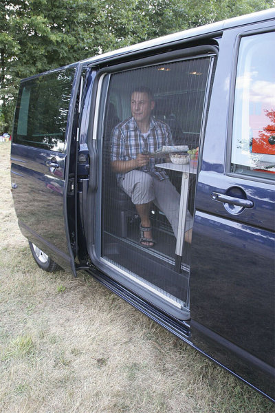 Fliegenschutz-Türrollo REMIcare Van Ford Transit Custom 106 x 134 cm