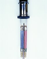 Mitigeur mono commande KAMA avec bouton et raccords flexibles pour trous 33mm