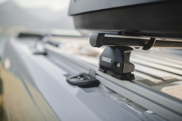 Roof rack system THULE ProBar Fixpoint EVO Ford Transit H3