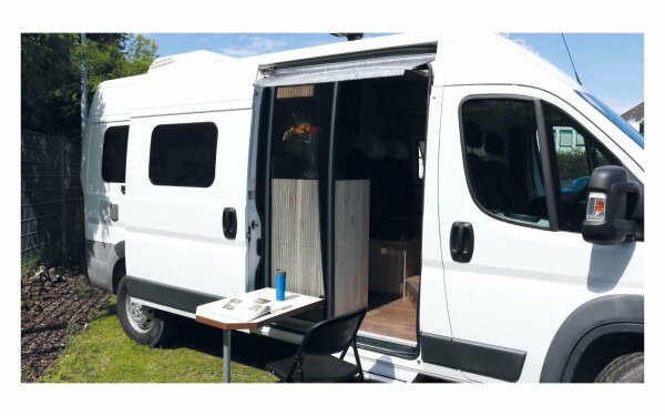 Fliegenschutz Remicare Van inklusive Tischschiene für den Fiat Ducato X250 / X290 / Rechtslenker / Fiat Code MH2 / LH2 /LH3 / XLH2 / XLH3