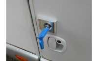 IMC-Créations Kofferraumschloss integriert