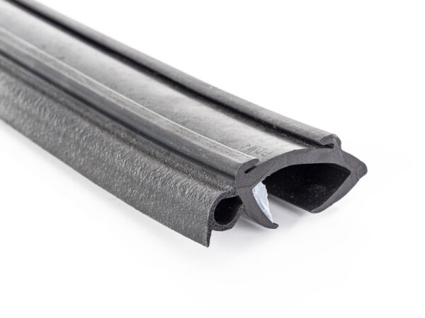 Sandwich profile for hinged window